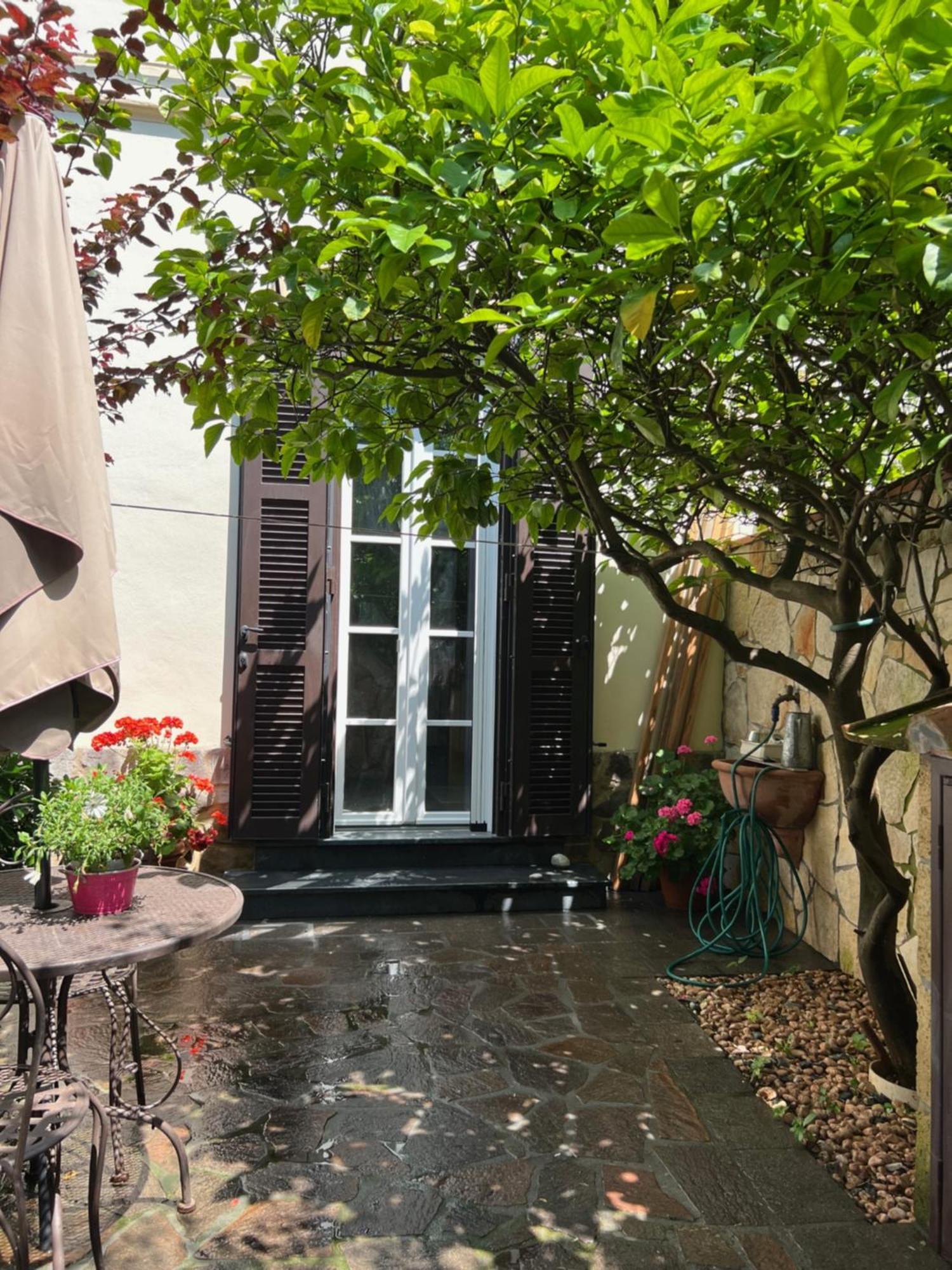 Casa Sandra Appartamento A 100 Mt Dal Mare ليفورنو المظهر الخارجي الصورة